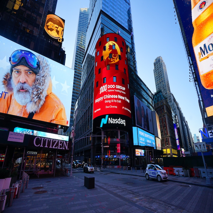 纽约时代广场大屏纳斯达克大屏广告最新