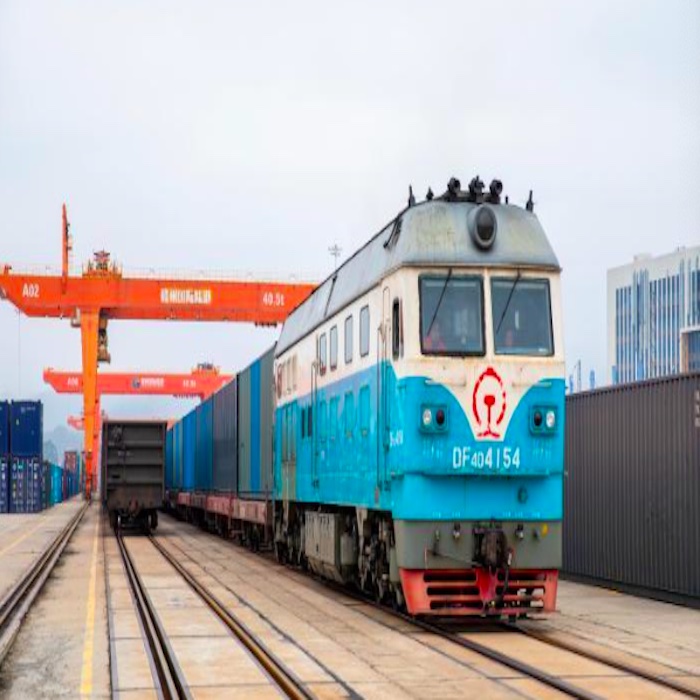 江西省2026年首列跨境电商中欧班列从赣州国际陆港发车